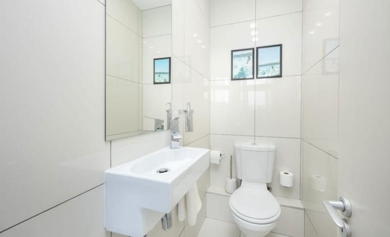 2 Bedroom Property for Sale in Tyger Valley Western Cape